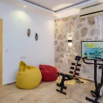Vila Elvin Kalkan